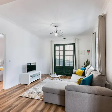 Appartement Crab House 01 By Galmi Machico (Madeira)