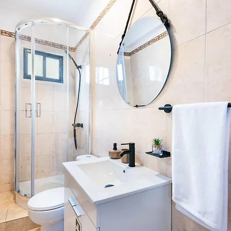 Crab House 01 By Galmi Appartement Machico (Madeira)